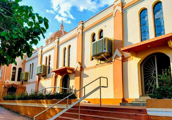 Climatizador em Igreja