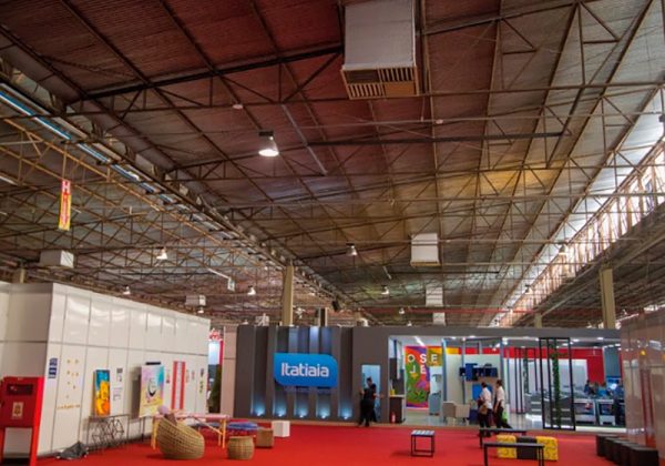 Climatizador de Teto em Galpão