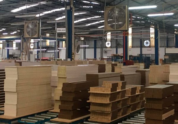 Exaustor em Indústria